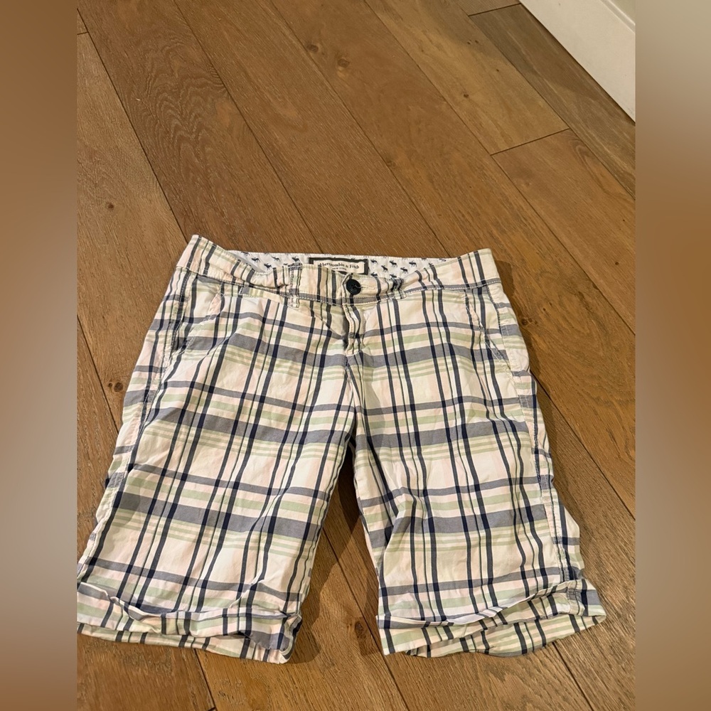 Abercrombie & Fitch White and Blue Plaid Women's Shorts
